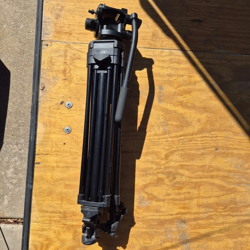 Vinten Protouch Pro 6 HDV Tripod Fluid Head Black C1120058 MISSING SPREADER.